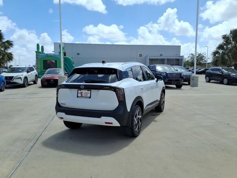 Used 2026 Nissan Kicks SV FWD image 5