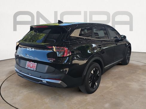 Certified 2026 Kia Sportage LX FWD image 8