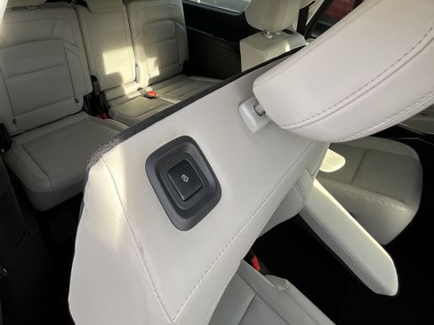 Used 2025 Lincoln Navigator L Reserve image 21