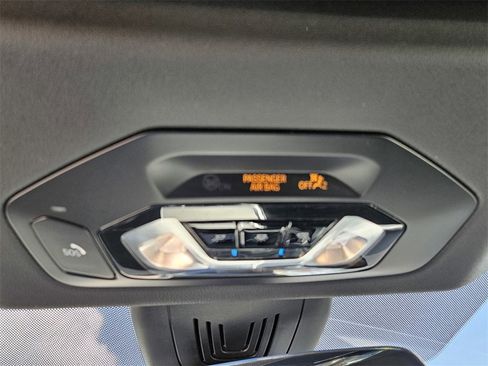 Used 2024 BMW 430i Convertible image 25