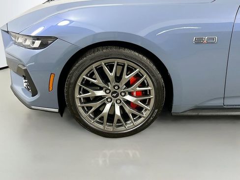 Used 2024 Ford Mustang GT Premium image 8