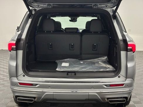 New 2026 Buick Enclave Avenir image 13