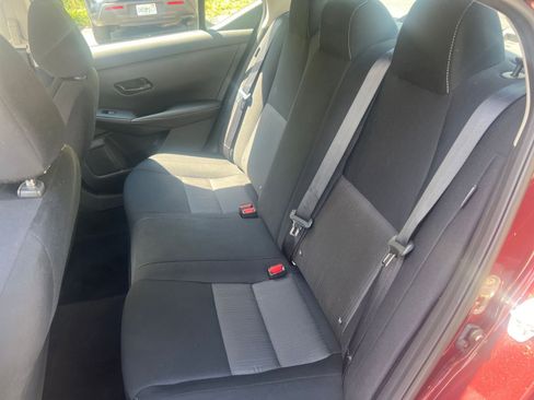 Used 2025 Nissan Sentra SV image 33