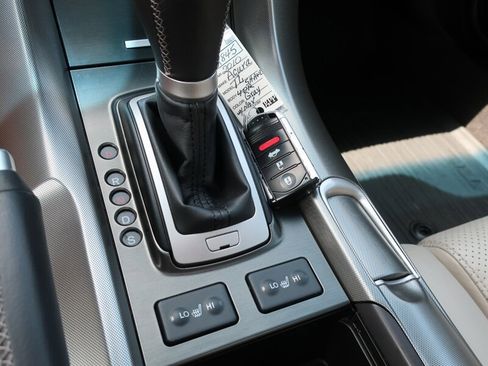 Used 2010 Acura TL SH-AWD image 29
