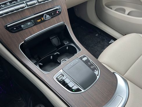 Used 2022 Mercedes-Benz GLC 300 4MATIC image 20