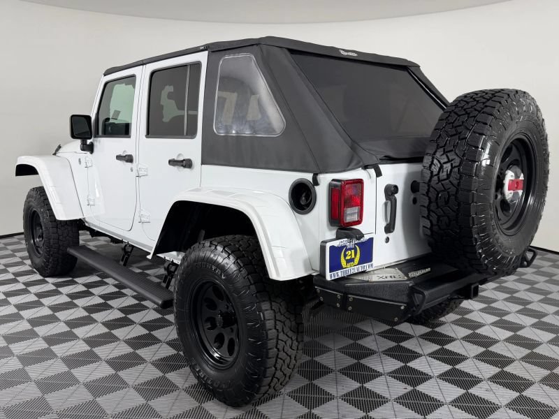 Used 2018 Jeep Wrangler Unlimited Rubicon w/ Connectivity Group AWD/4WD image 58