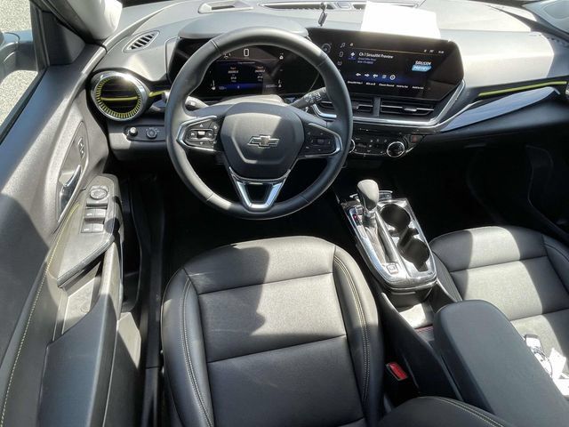 Used 2025 Chevrolet Trax ACTIV w/ Driver Confidence Package FWD image 13