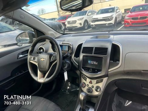Used 2013 Chevrolet Sonic LT image 12