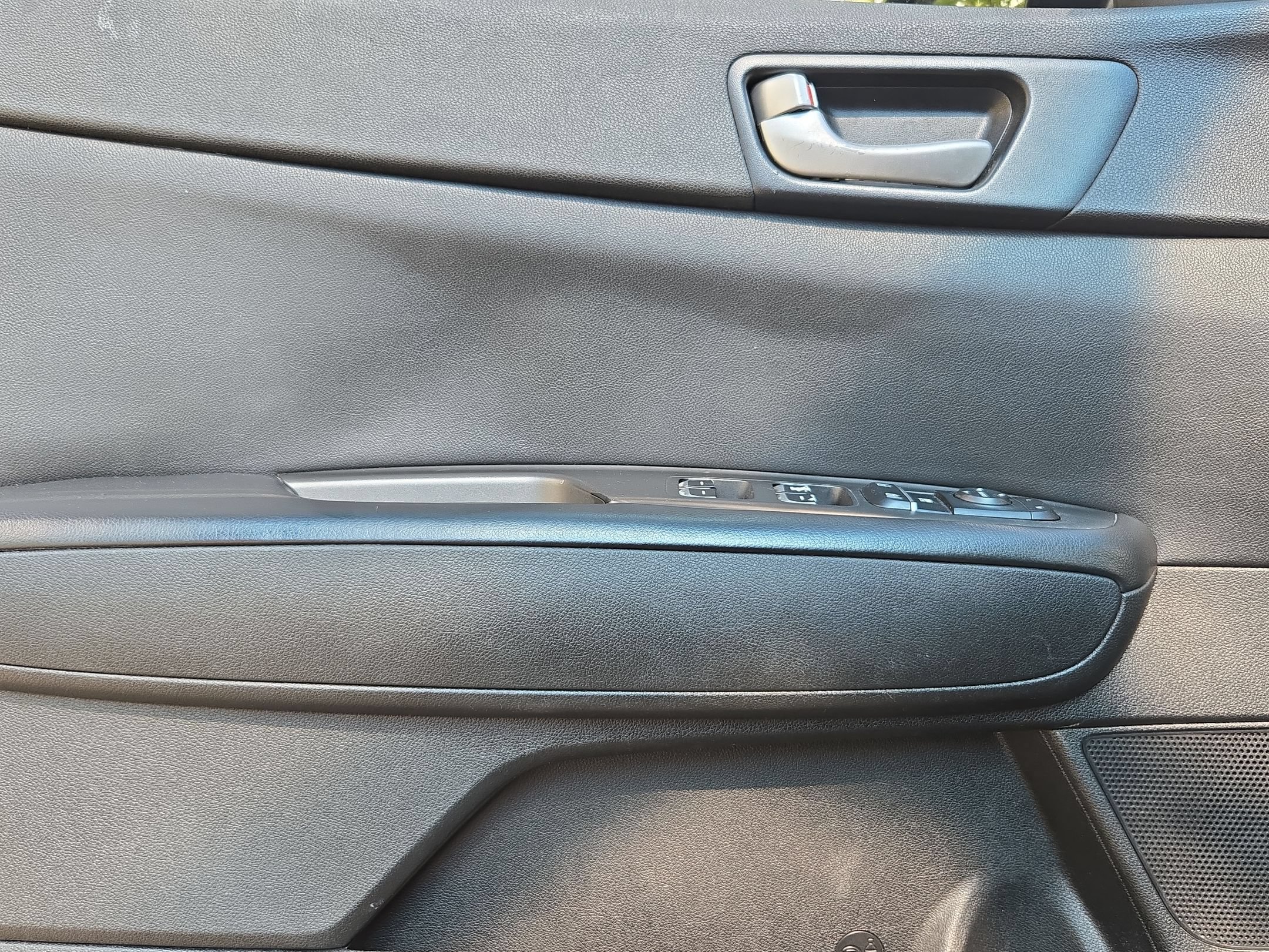 Used 2018 Kia Optima LX FWD image 10