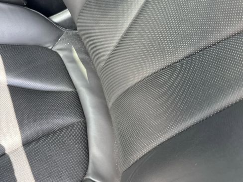 Used 2019 Buick Envision Essence image 9