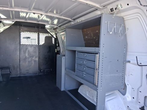 Used 2013 Ford E-150 and Econoline 150 E-150 image 16