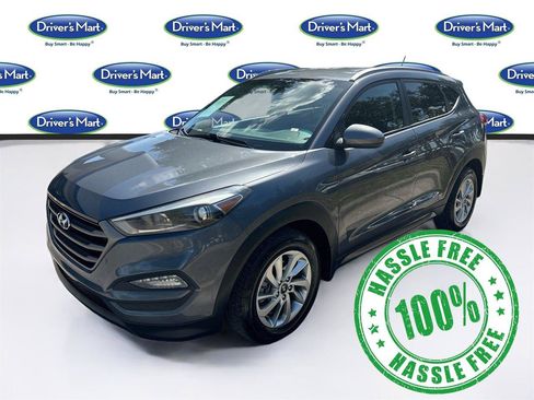 Used 2016 Hyundai Tucson SE w/ Option Group 02 FWD image 3