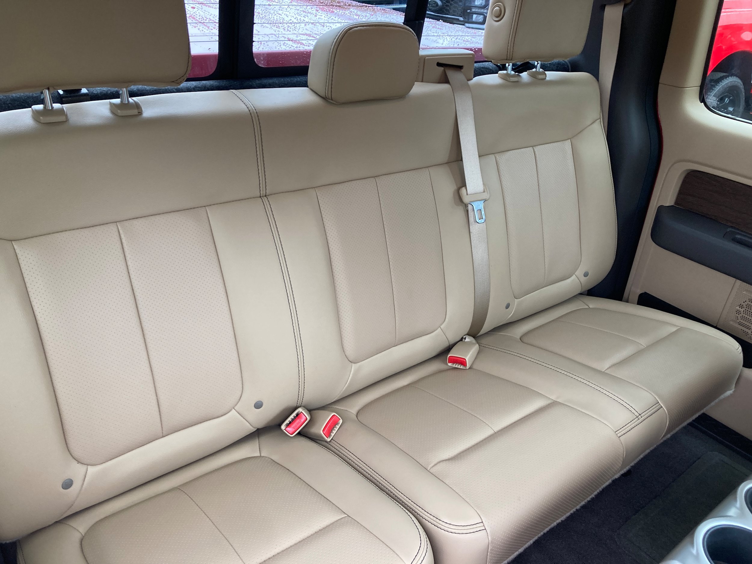 Used 2014 Ford F150 Lariat w/ Lariat Chrome Package AWD/4WD image 16