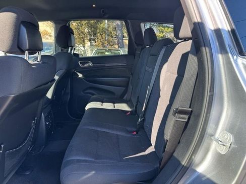 Used 2016 Jeep Grand Cherokee Laredo w/ Quick Order Package 23E image 9