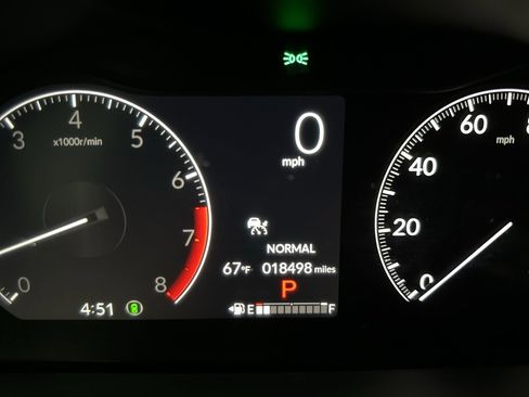 Used 2025 Honda Pilot TrailSport image 30