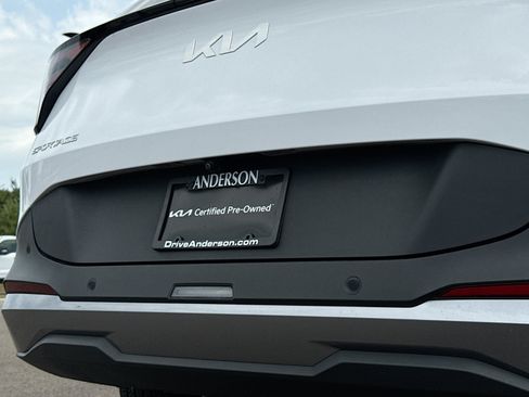 Used 2026 Kia Sportage EX FWD image 13