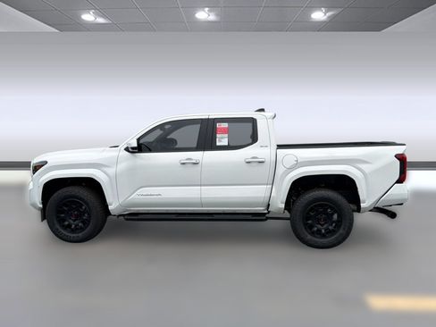 Used 2026 Toyota Tacoma SR5 RWD image 2