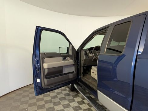 Used 2010 Ford F150 XLT image 12
