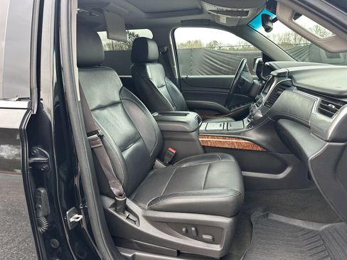 Used 2016 Chevrolet Suburban LTZ AWD/4WD image 10