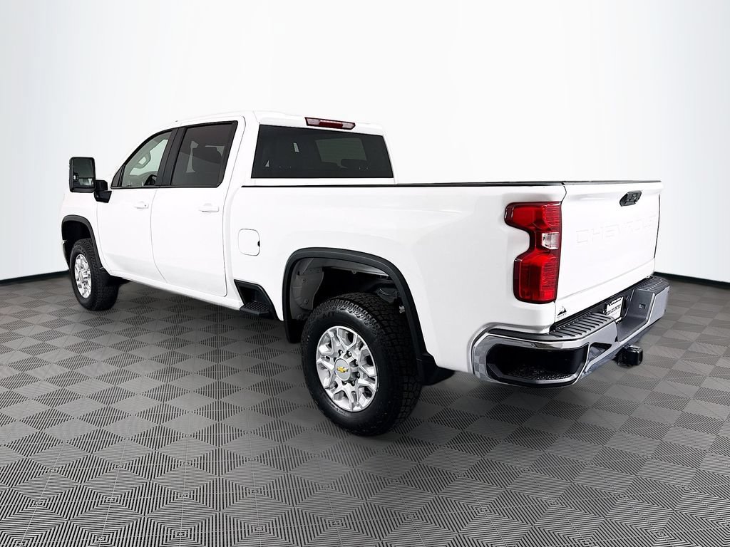 Used 2023 Chevrolet Silverado 2500 LT AWD/4WD image 5