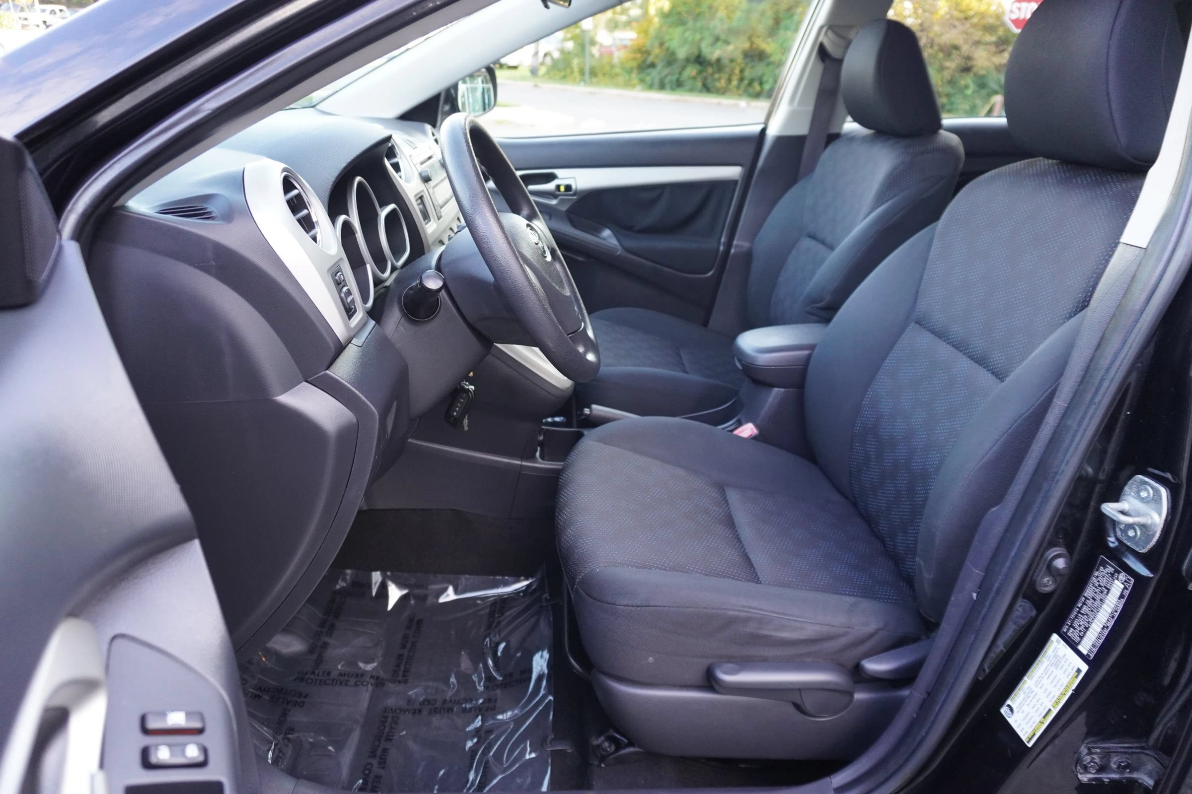 Used 2009 Toyota Matrix S w/ Preferred Accessory Pkg AWD/4WD image 9