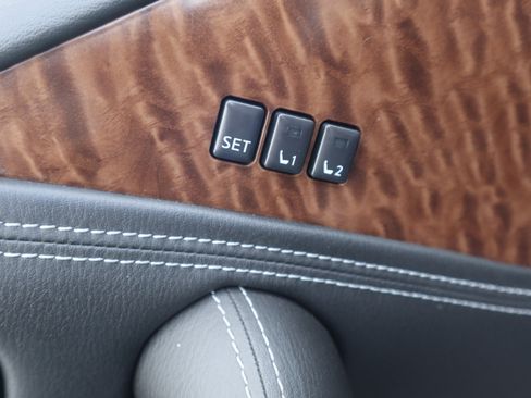 Used 2017 Nissan Armada Platinum image 68