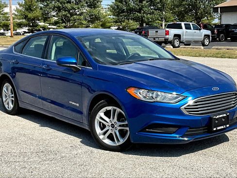 Used 2018 Ford Fusion S image 38