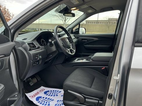 Certified 2024 Honda Ridgeline Sport image 17