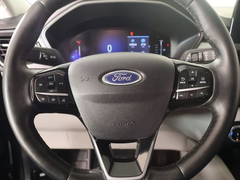 Used 2023 Ford Escape Active AWD/4WD image 3