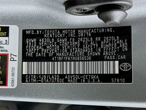 Used 2017 Toyota Camry XLE w/ Moonroof Package FWD image 40
