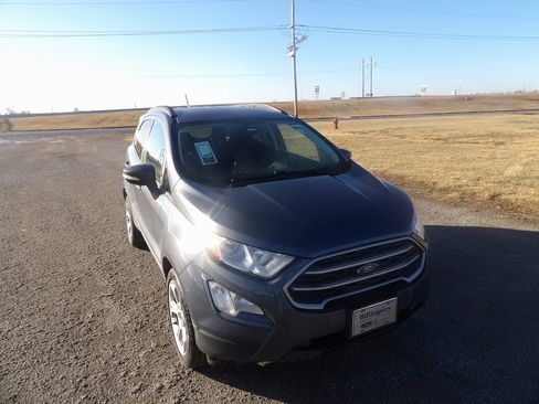 Used 2021 Ford EcoSport SE w/ SE Appearance Package image 4
