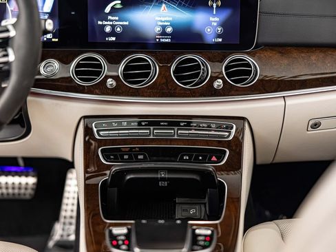 Used 2023 Mercedes-Benz E 53 AMG 4MATIC Sedan image 38