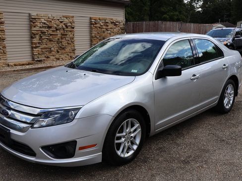 Used 2012 Ford Fusion S FWD image 4