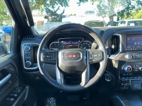 Used 2022 GMC Sierra 2500 AT4 w/ AT4 Premium Plus Package AWD/4WD image 35