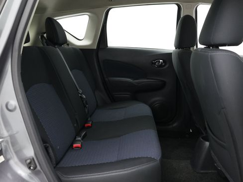 Used 2018 Nissan Versa Note SV FWD image 35