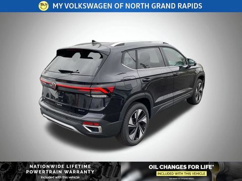 New 2026 Volkswagen Taos SE AWD/4WD image 25