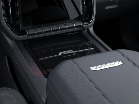 New 2025 GMC Yukon Denali w/ Denali Reserve Package image 47