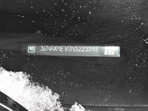 Used 2022 Chevrolet Equinox RS w/ RS Leather Package image 35