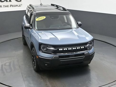 Used 2025 Ford Bronco Sport Outer Banks w/ Outer Banks Tech Package+ AWD/4WD image 47