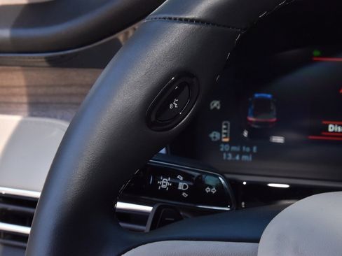 New 2026 Lincoln Corsair Reserve image 23