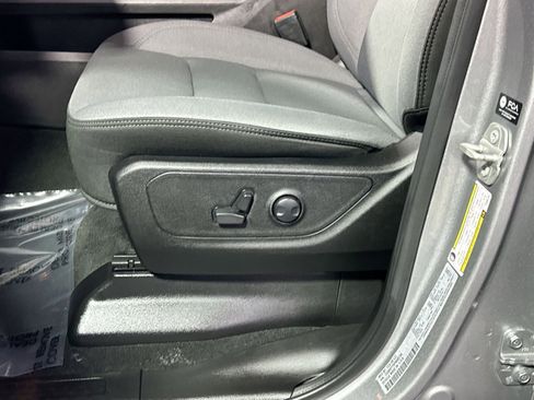 Used 2023 RAM 1500 Big Horn image 14