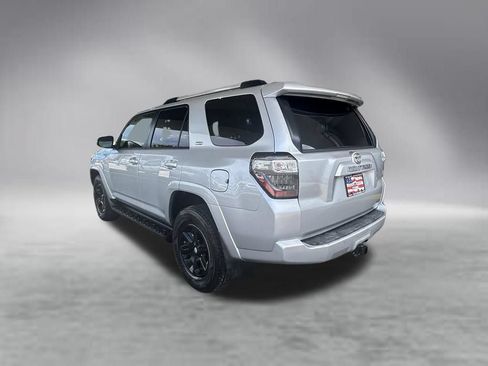 Used 2020 Toyota 4Runner SR5 Premium AWD/4WD image 7