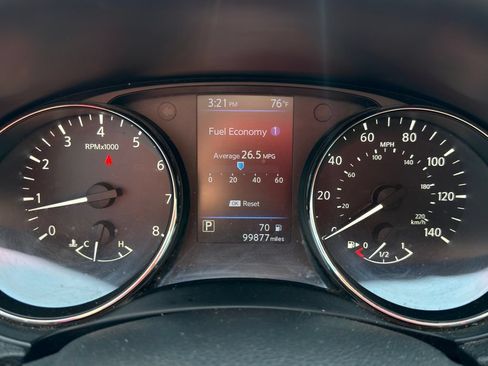 Used 2020 Nissan Rogue S FWD image 14