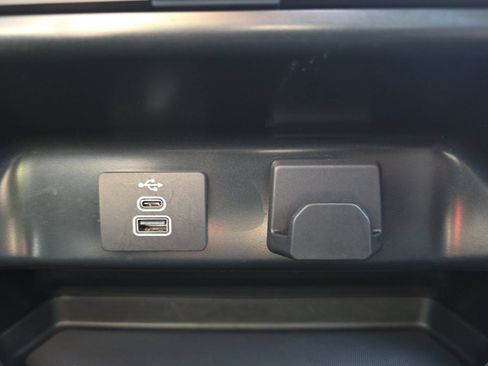 Used 2025 Ford F150 XLT w/ Equipment Group 301A Standard AWD/4WD image 27