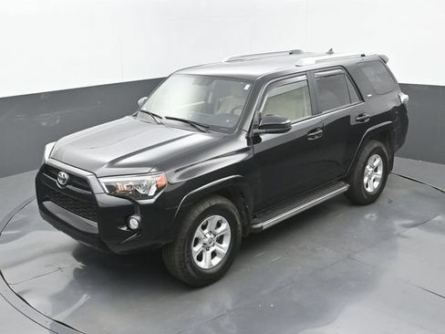 Used 2014 Toyota 4Runner SR5 RWD image 16