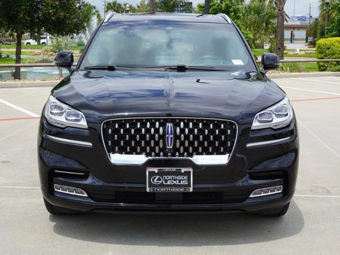 Used 2021 Lincoln Aviator Grand Touring w/ Equipment Group 302A AWD/4WD image 2