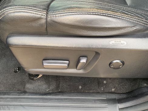 Used 2020 Toyota Tundra SR5 w/ SR5 Upgrade Package image 15