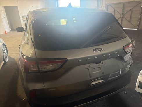 Used 2022 Ford Escape SE AWD/4WD image 5