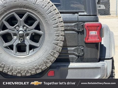Used 2024 Jeep Wrangler Sport AWD/4WD image 6