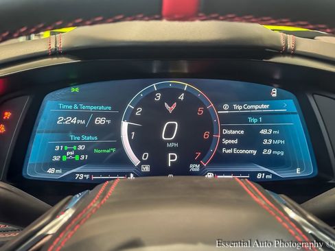 Used 2024 Chevrolet Corvette Stingray Premium Conv w/ Z51 Performance Package image 16